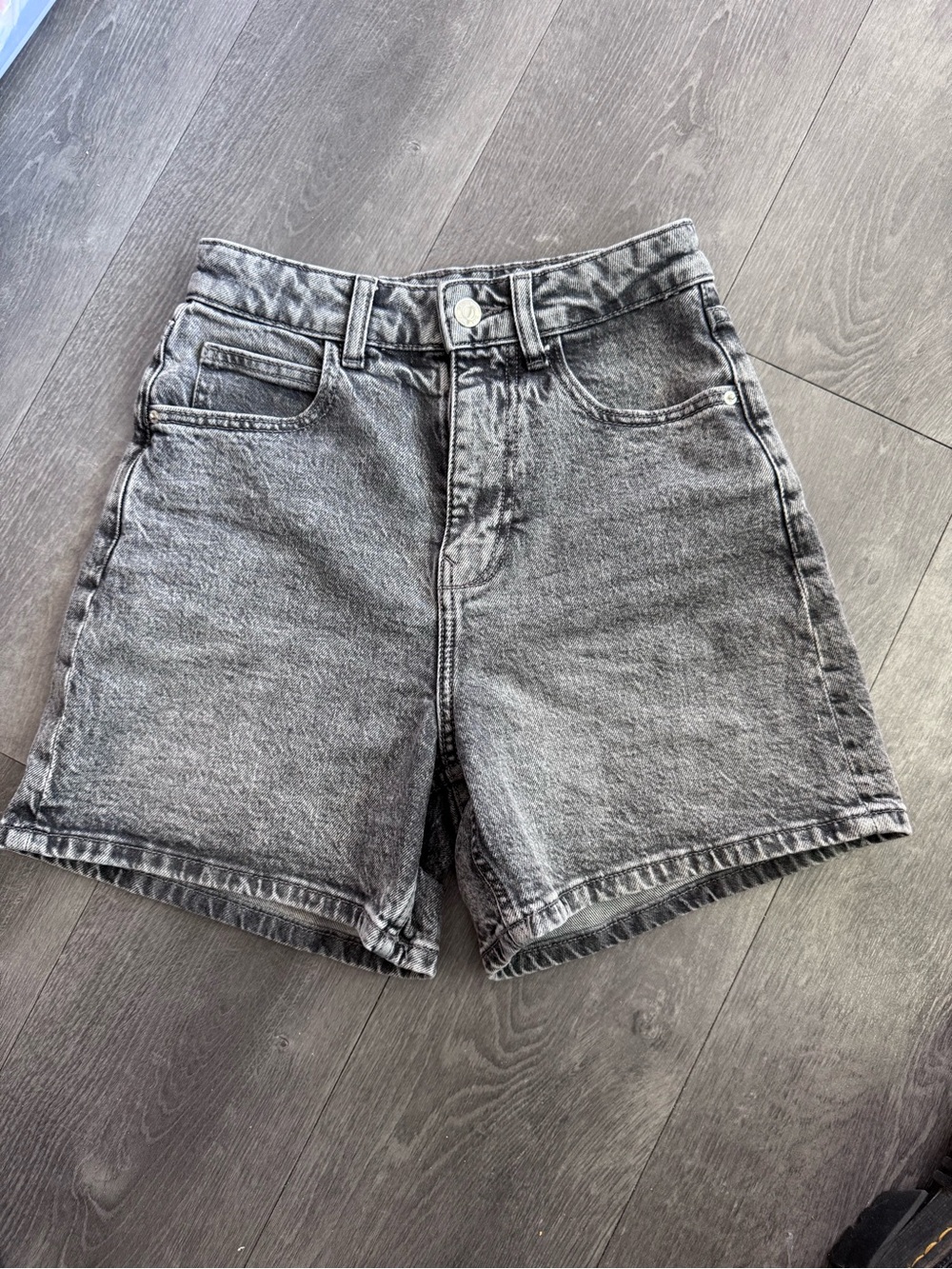 NWOT Zara Women’s Black Denim Shorts Size 0